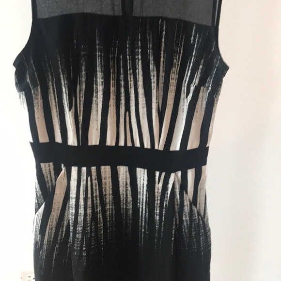 Coast Dress with pockets - Picture 2 of 4